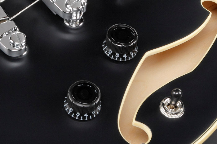 アイバニーズ　AGB-200 IBANEZ AGB200-BKF Artcore Bass Black Flat エレクトリック